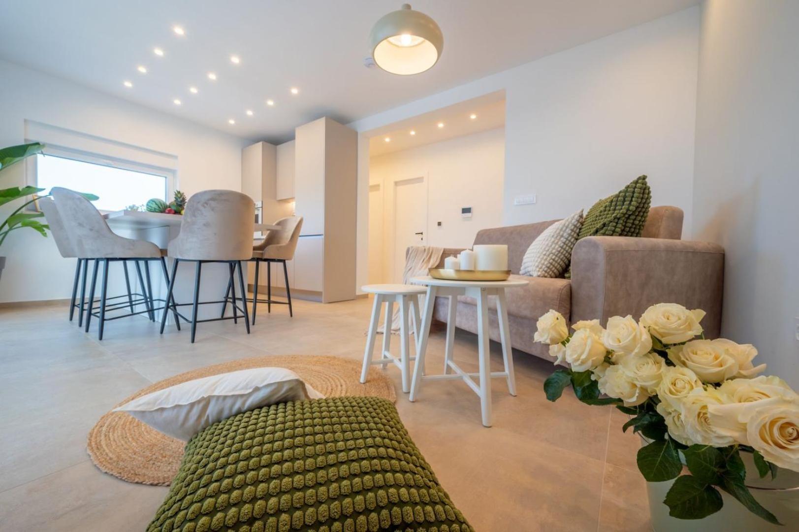 Luxury Villa Del Sogno With Pool, Jacuzzi, Parking Okrug Gornji Zewnętrze zdjęcie