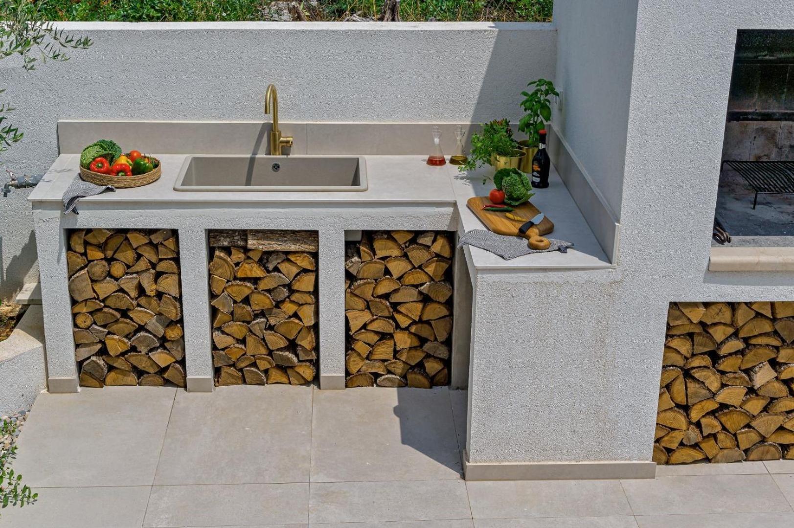 Luxury Villa Del Sogno With Pool, Jacuzzi, Parking Okrug Gornji Zewnętrze zdjęcie