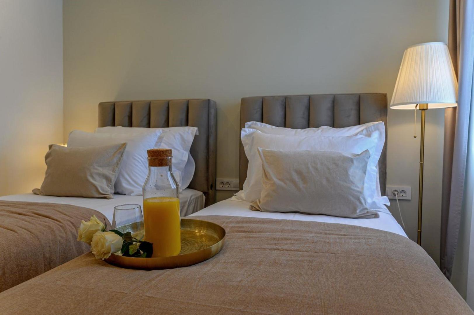 Luxury Villa Del Sogno With Pool, Jacuzzi, Parking Okrug Gornji Zewnętrze zdjęcie
